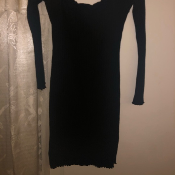 Black dress and bodysuit - Picture 2 of 4